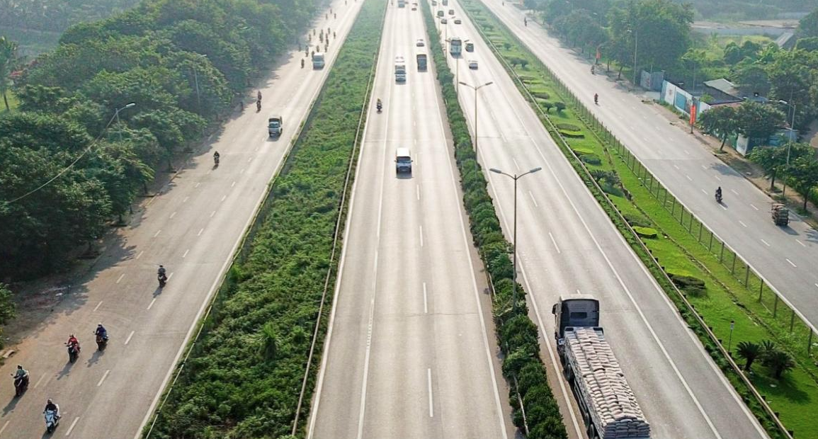 Đề xuất bỏ làn dừng xe khẩn cấp, tổ chức lưu thông 3 làn xe tuyến Vành đai 3 trên cao ở Hà Nội